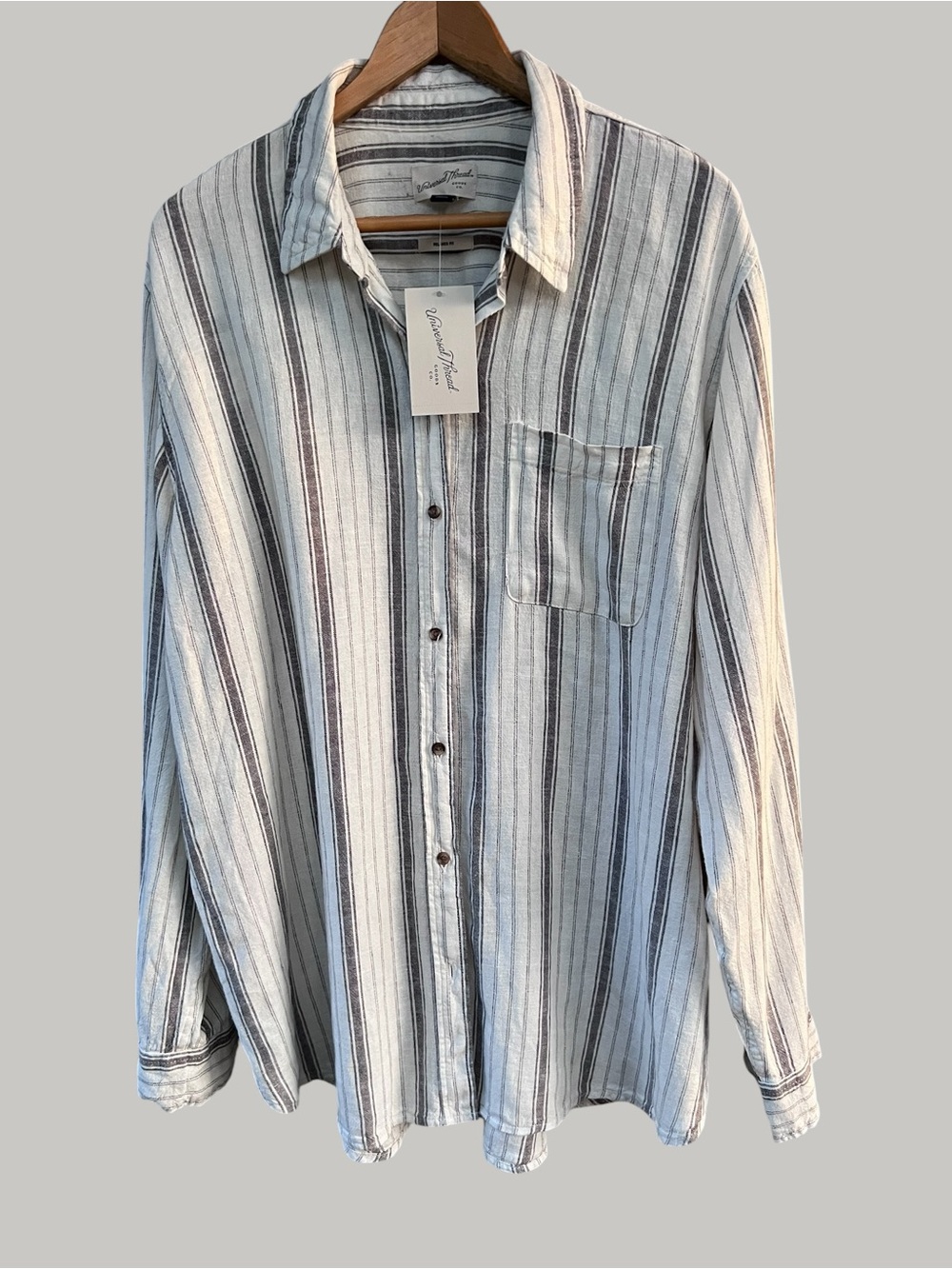 NWT Universal Thread Men’s Button Down Linen Mix Shirt Size XL